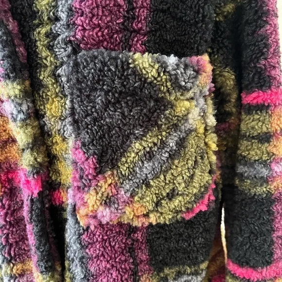 Thread & Supply Plaid Sherpa Shacket | Cozy NWOT | Size M - Picture 11 of 11